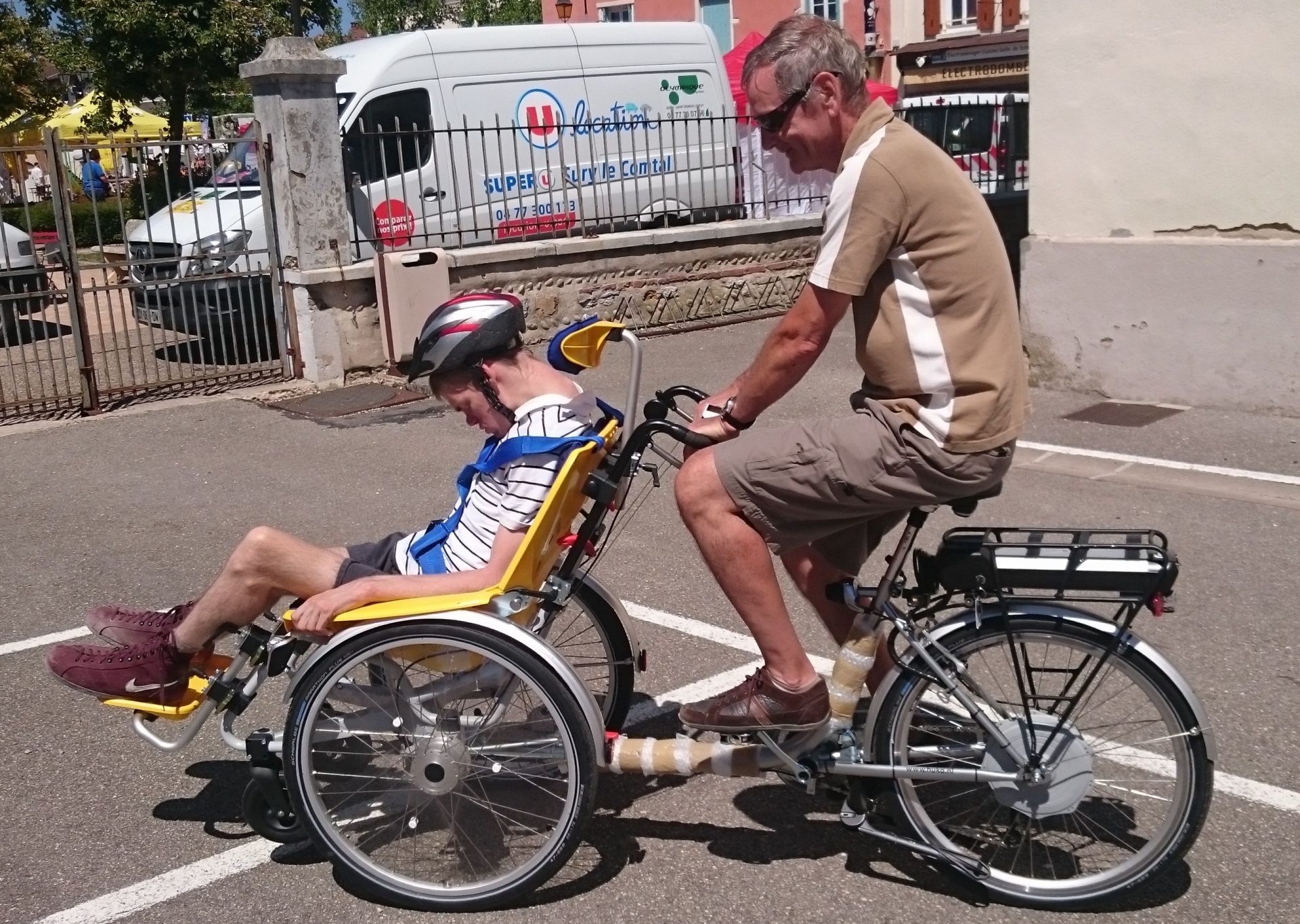 Tricycles pour personnes à mobilité réduite : Achat / Vente / Prix Vélo  handicapé